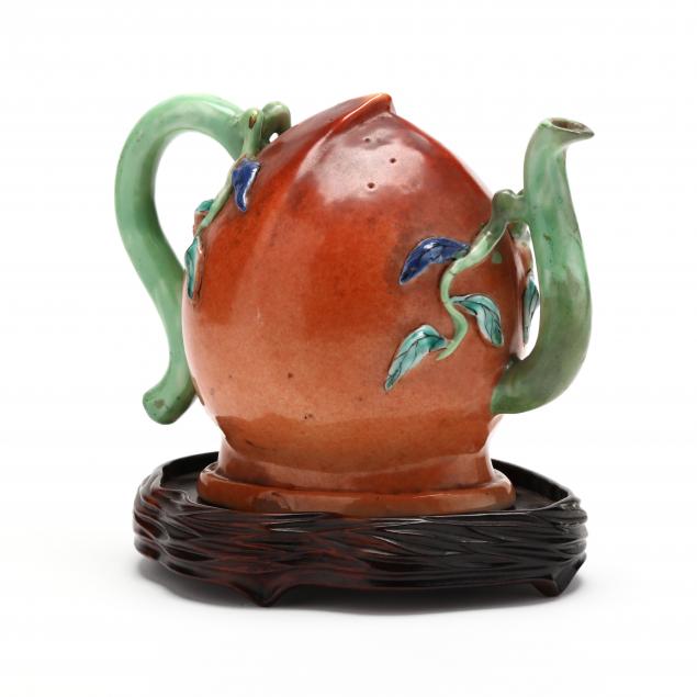 a-chinese-peach-form-cadogan-wine-pot