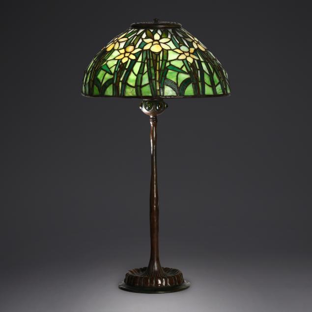 tiffany-studios-i-daffodil-i-table-lamp