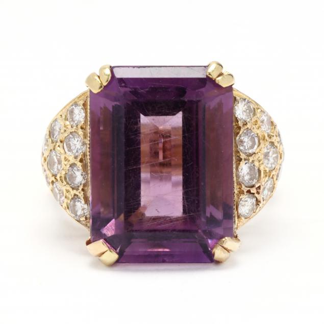 gold-amethyst-and-diamond-ring