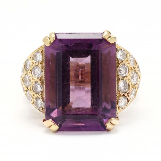 gold-amethyst-and-diamond-ring