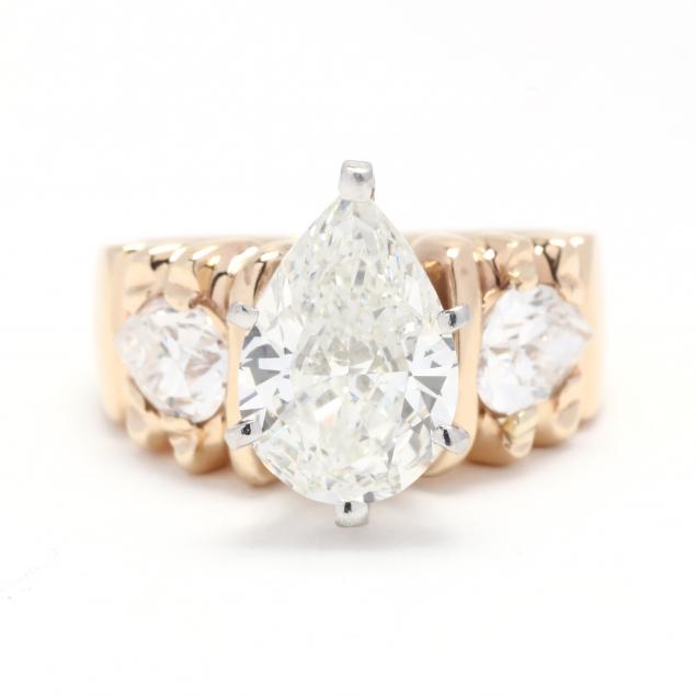 gold-and-diamond-ring