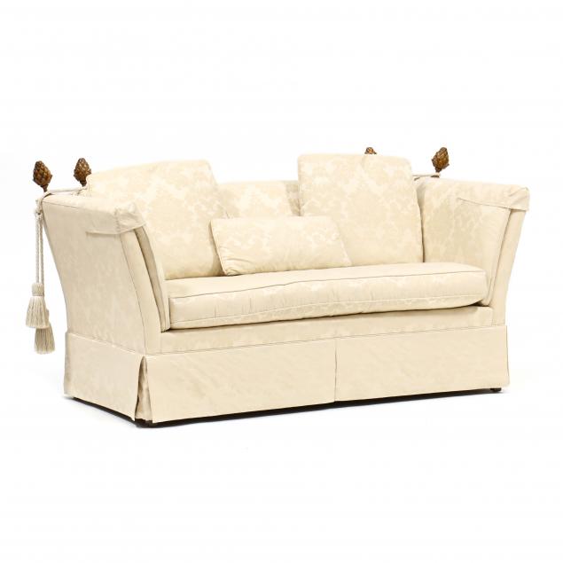 baker-i-knole-i-style-diminutive-sofa