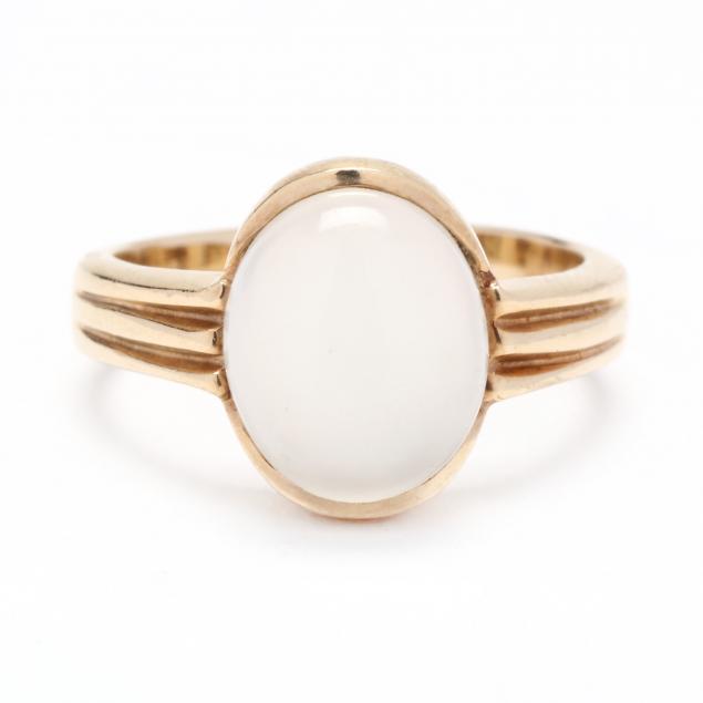 gold-and-moonstone-ring