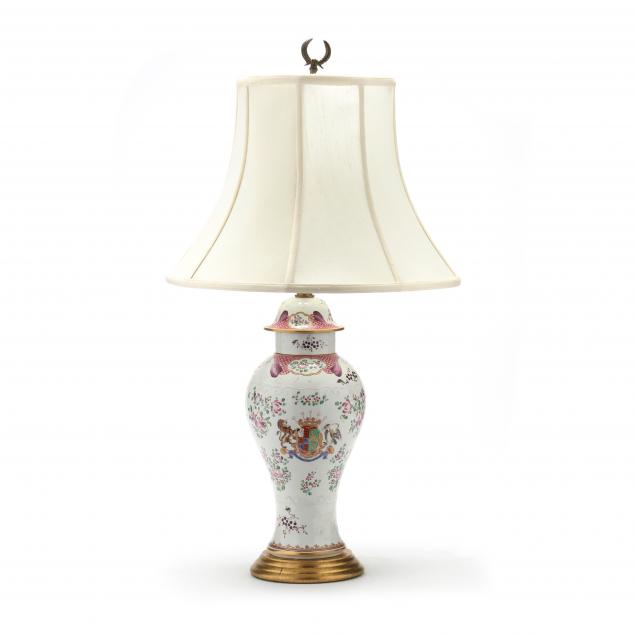 samson-armorial-porcelain-lamp