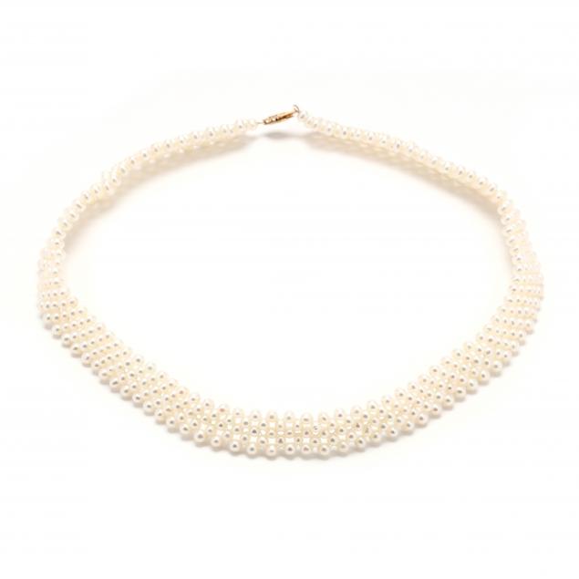 pearl-collar-necklace