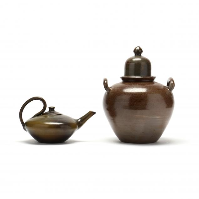nc-pottery-aladdin-teapot-and-lidded-jar