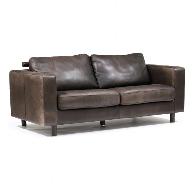 natuzzi-modern-leather-sofa