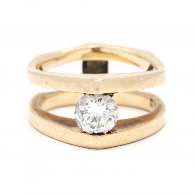 modernist-gold-and-diamond-ring