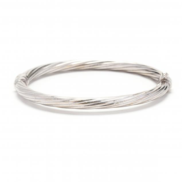 white-gold-bangle-bracelet