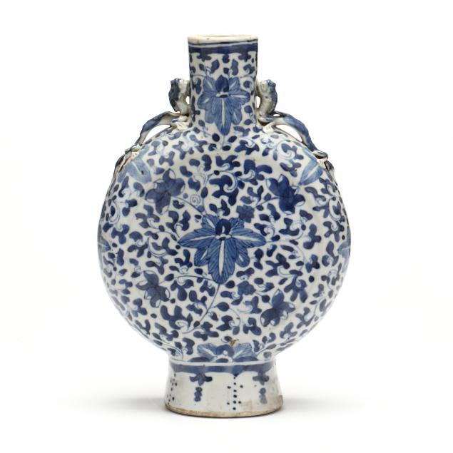a-chinese-porcelain-blue-and-white-moon-flask