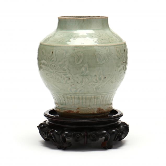 a-chinese-longquan-celadon-vase