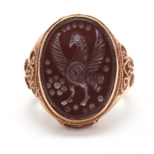 classical-style-gold-ring-with-sard-intaglio-of-a-phoenix