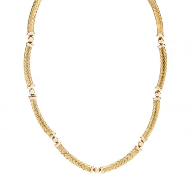 gold-necklace-cetas
