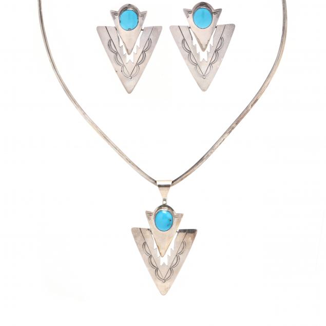 silver-and-turquoise-necklace-and-earrings