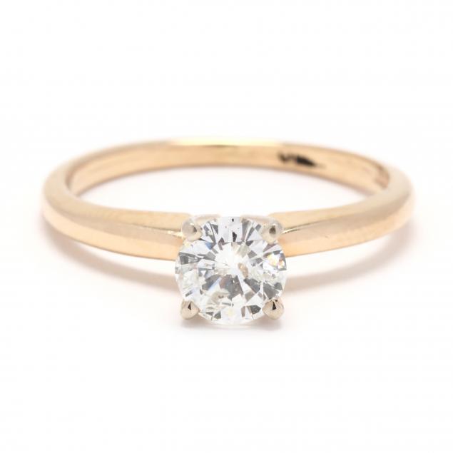 gold-and-diamond-solitaire-ring