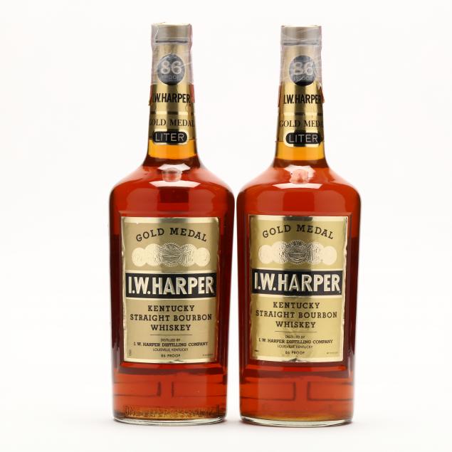 i-w-harper-bourbon-whiskey