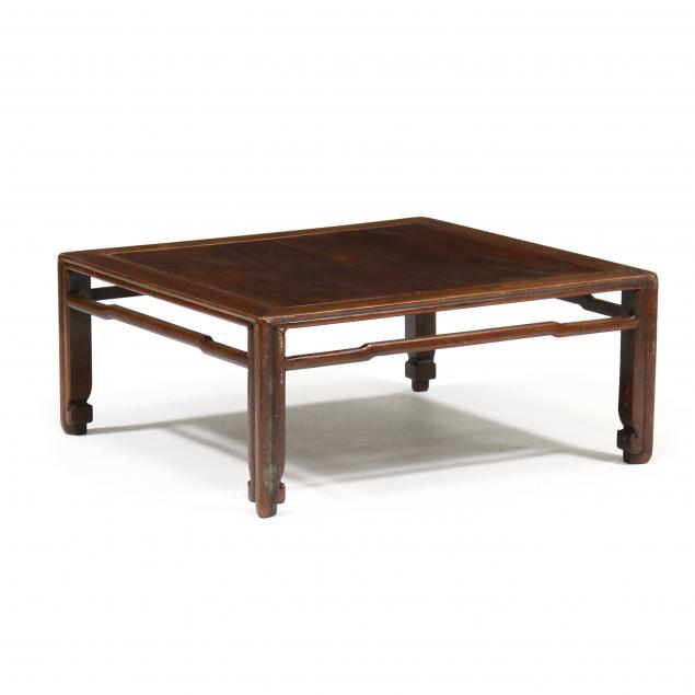a-chinese-low-square-table