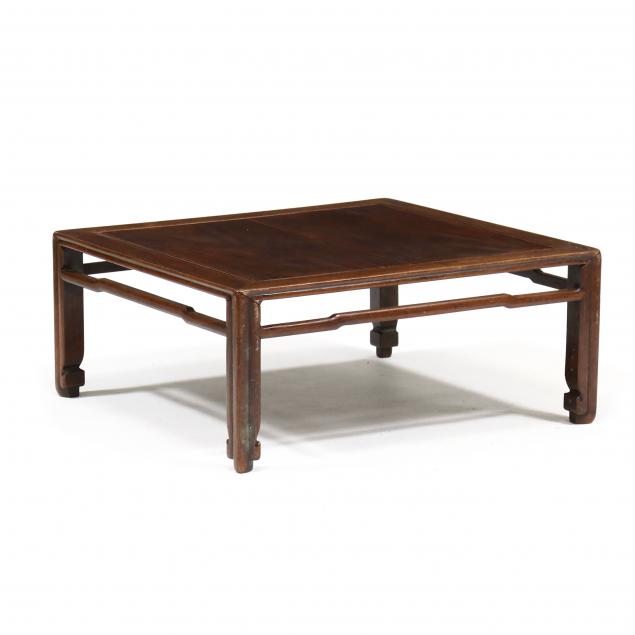 a-chinese-low-square-table
