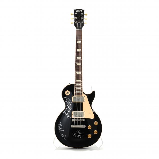 2005-gibson-les-paul-electric-guitar-signed-by-members-of-i-green-day-i