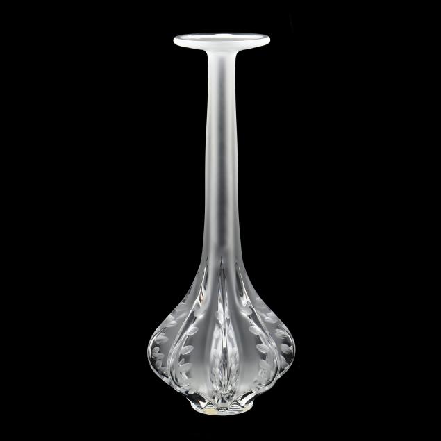 lalique-i-claude-i-crystal-vase
