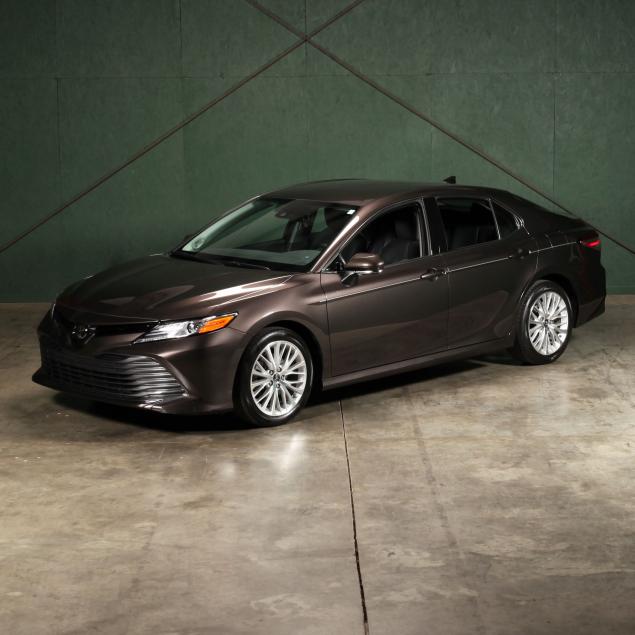 2019-toyota-camry-xle