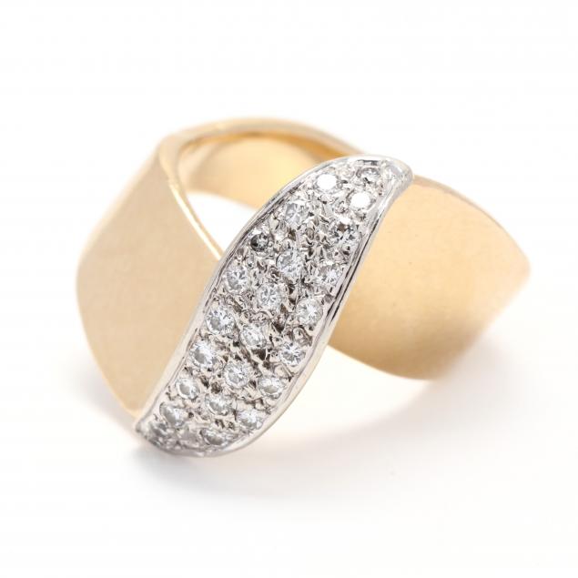 gold-and-diamond-wave-motif-ring