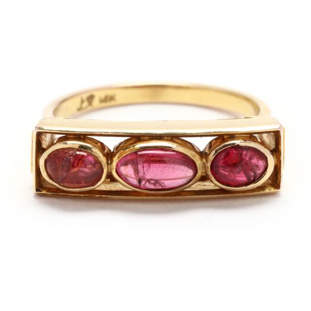 gold-and-ruby-ring