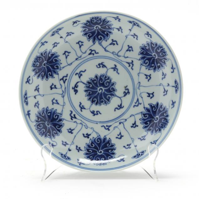 a-chinese-porcelain-blue-and-white-lotus-blossom-dish