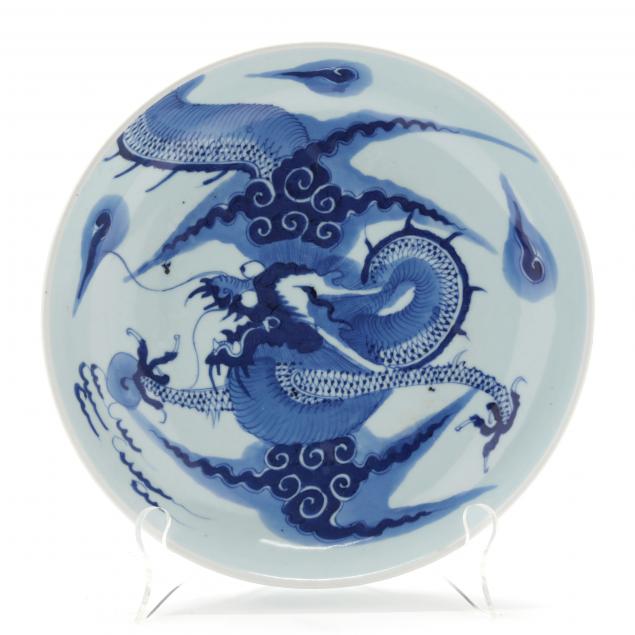 a-chinese-porcelain-blue-and-white-dragon-dish