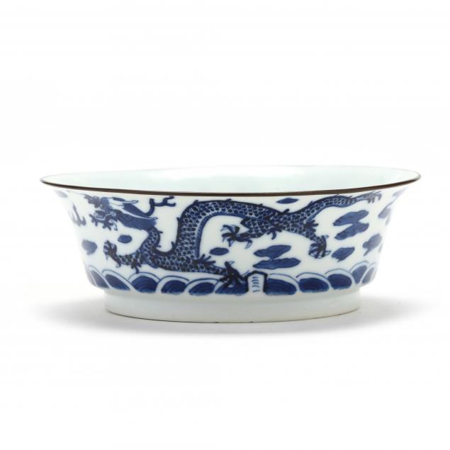 a-chinese-porcelain-blue-and-white-bowl-with-dragons