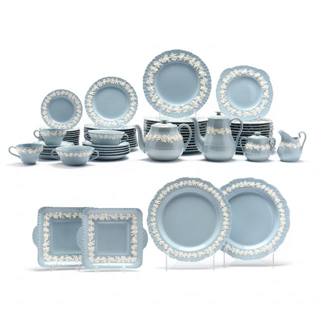 108-pieces-of-wedgwood-i-embossed-queensware-i-china-dinner-service