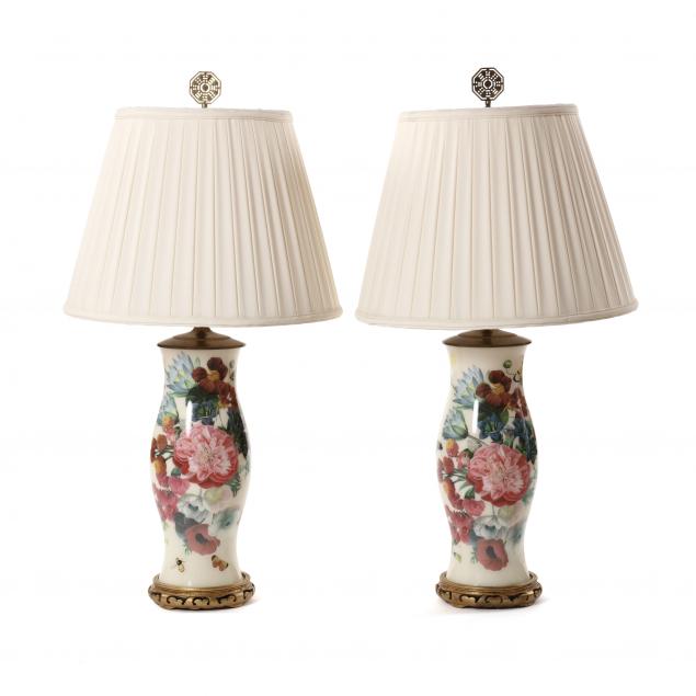 pair-of-reverse-decorated-glass-table-lamps