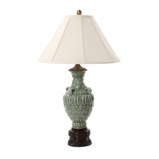 korean-style-celadon-glazed-table-lamp