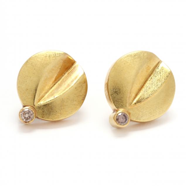 gold-and-diamond-earrings-barbara-heinrich