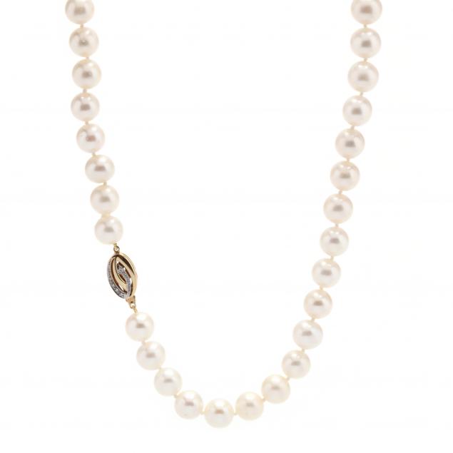 pearl-necklace-with-gold-and-diamond-clasp