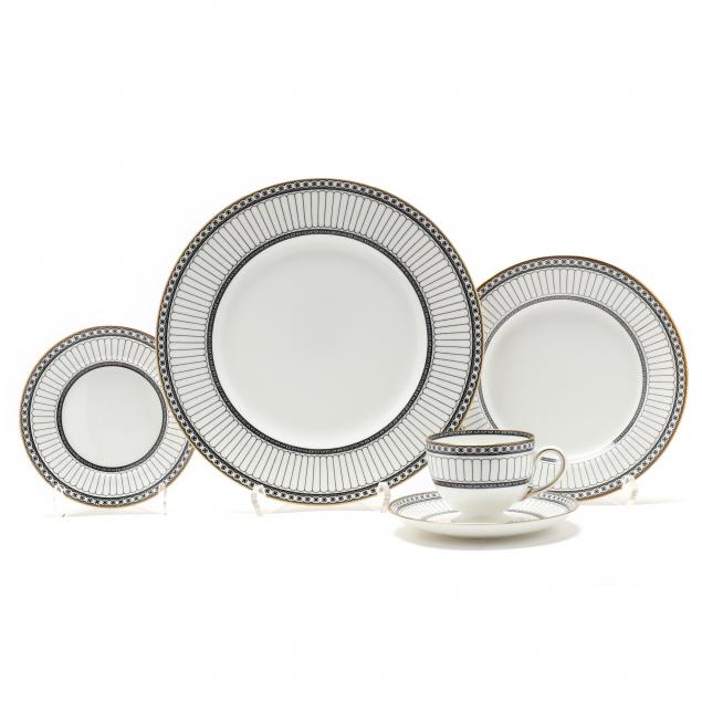 wedgwood-a-large-set-195-of-i-colonnade-i-tableware