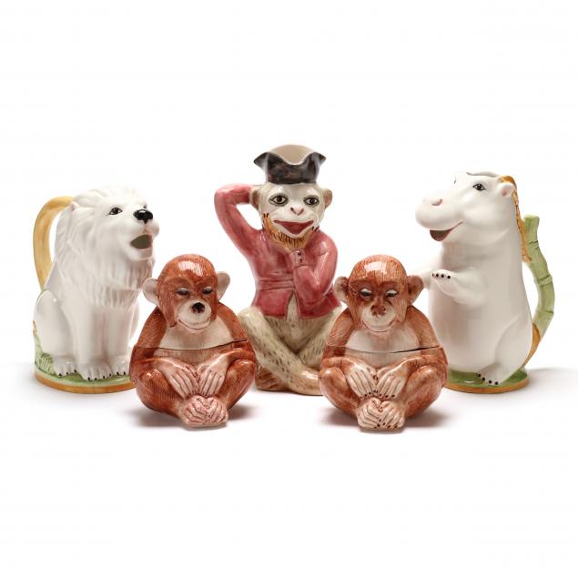 five-zoomorphic-porcelain-accessories