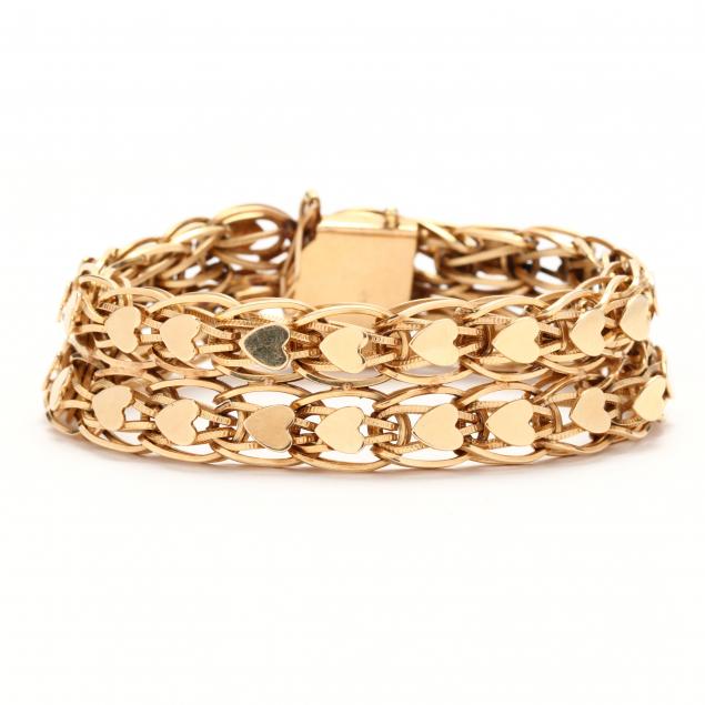 gold-heart-motif-bracelet