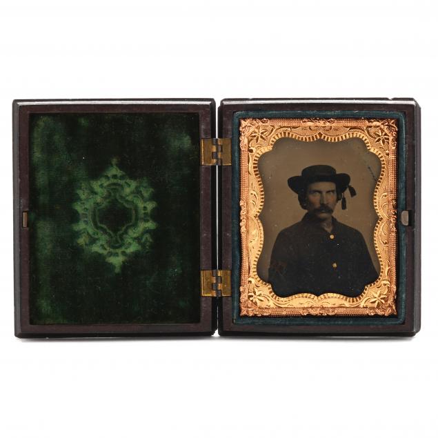 cased-ninth-plate-tintype-showing-a-union-pioneer-of-the-147th-new-york-infantry