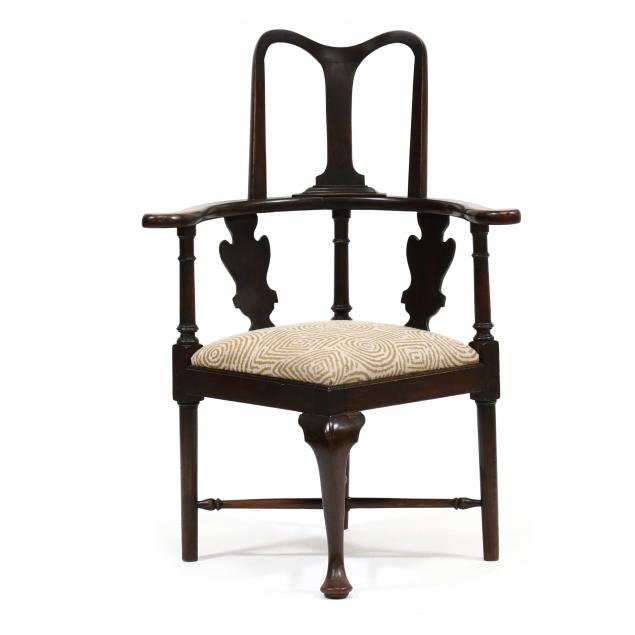 english-queen-anne-style-mahogany-corner-chair