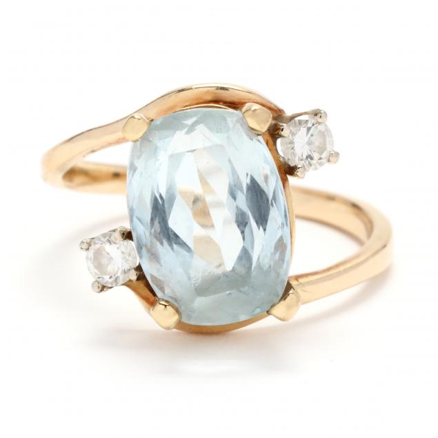 gold-aquamarine-and-diamond-ring