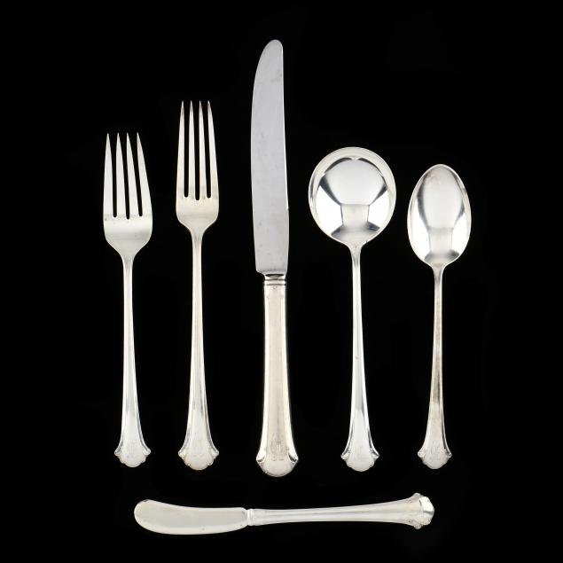 towle-i-chippendale-i-sterling-silver-flatware-set