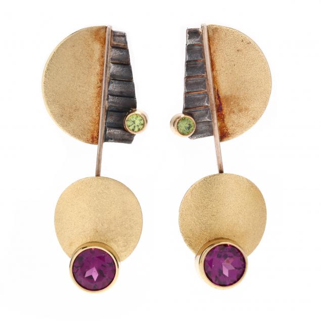gold-silver-amethyst-and-peridot-dangle-earrings-jewelsmith