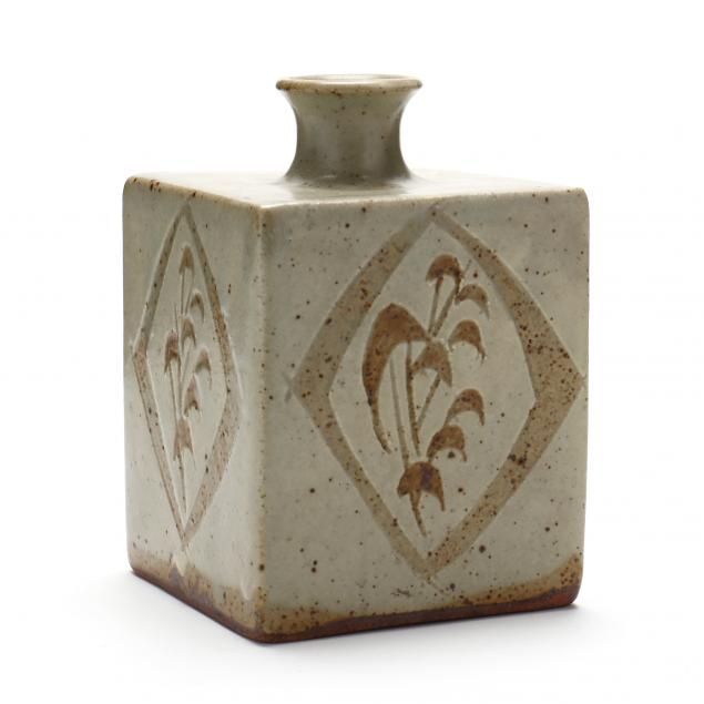 tatsuzo-shimaoka-japanese-1919-2007-square-shaped-bottle