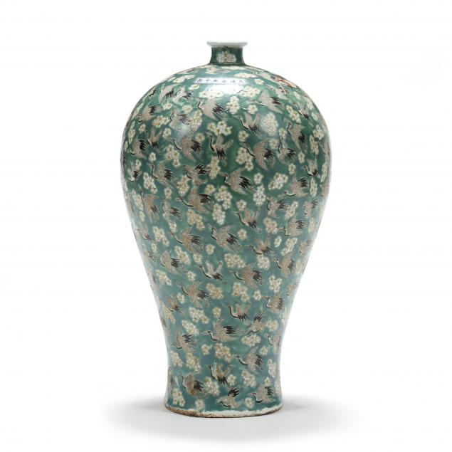 a-large-chinese-meiping-vase