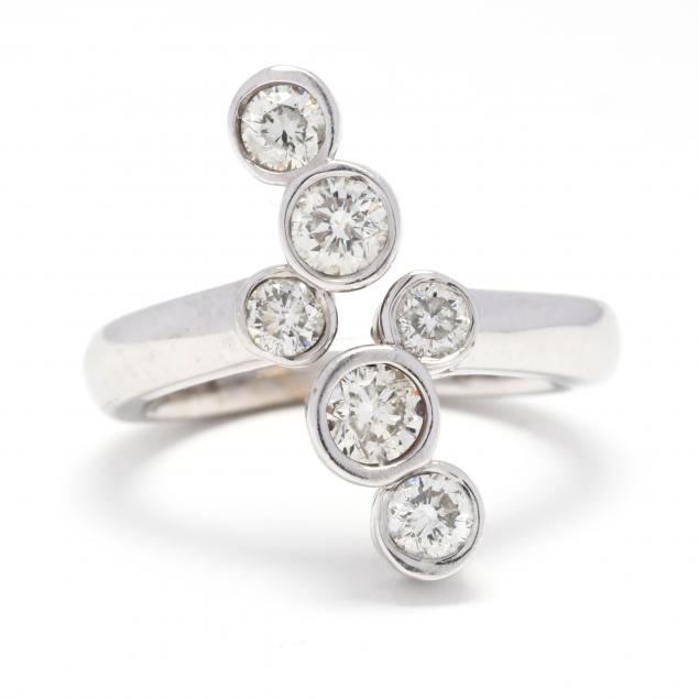 white-gold-diamond-ring