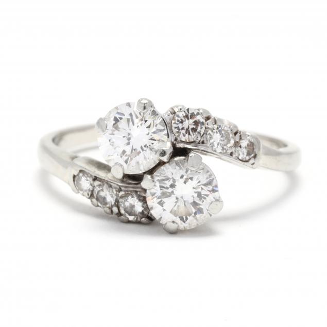 white-gold-and-diamond-toi-et-moi-ring