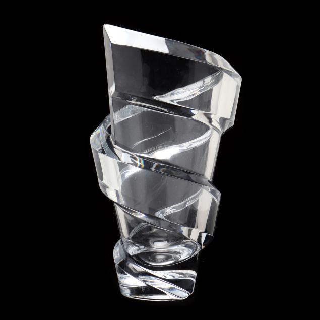 baccarat-crystal-i-spirale-i-vase