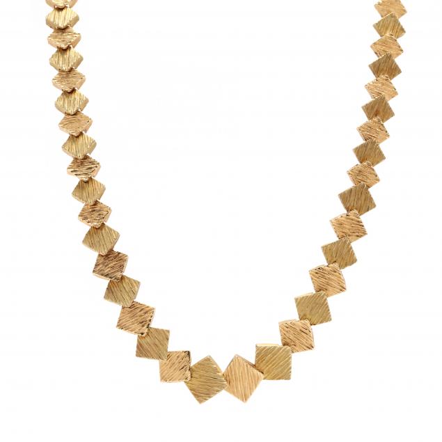 gold-necklace