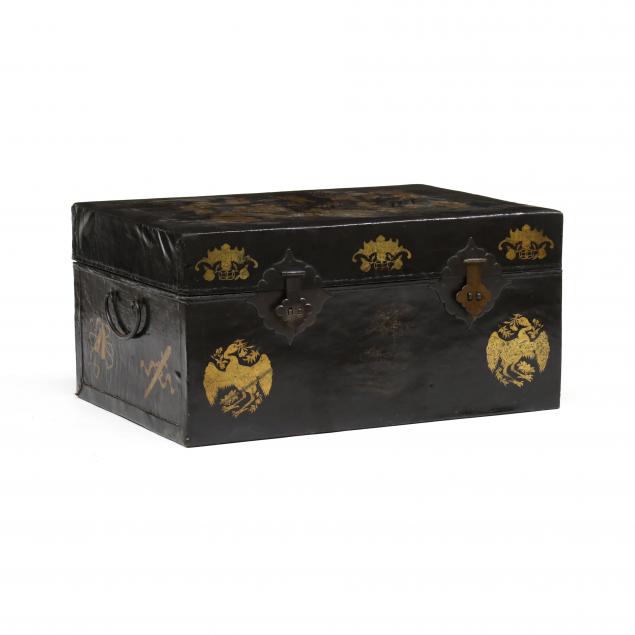 large-chinese-lacquered-pigskin-trunk